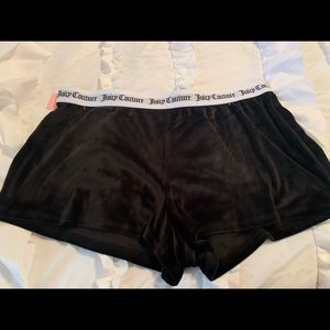 Large NWT Juicy Couture Logo Shorts